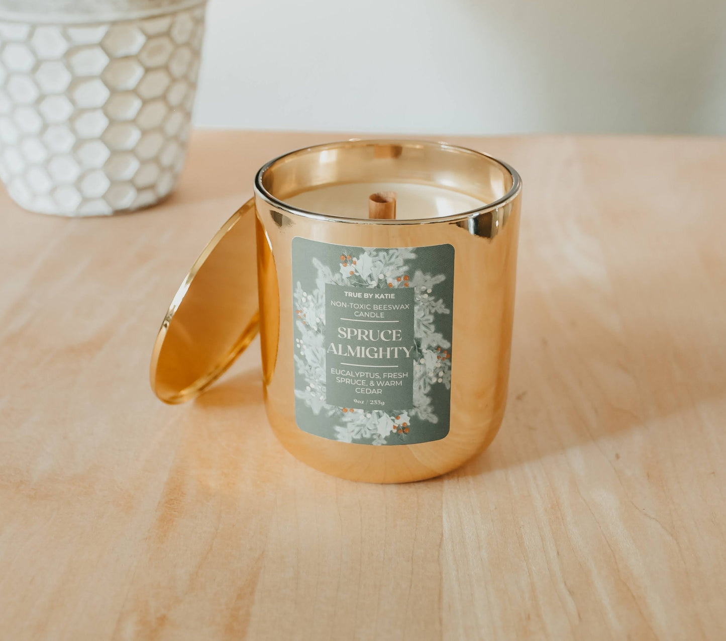 Spruce Pine Candle - Eucalyptus Cedar Beeswax 8-12oz – 8oz Gold + Lid non toxic candle