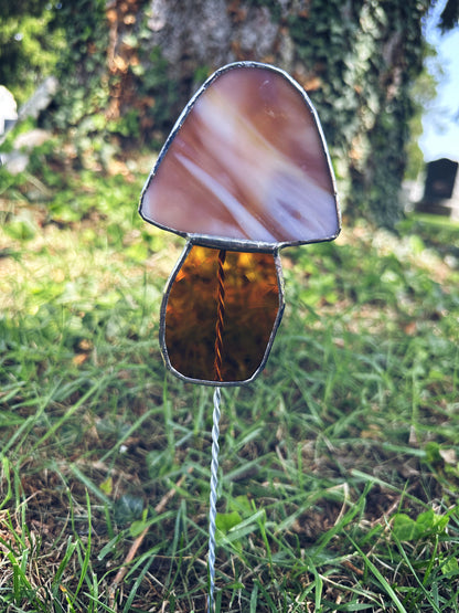 Mushroom Garden Stake – Whimsical Outdoor Décor for Yard & Planters