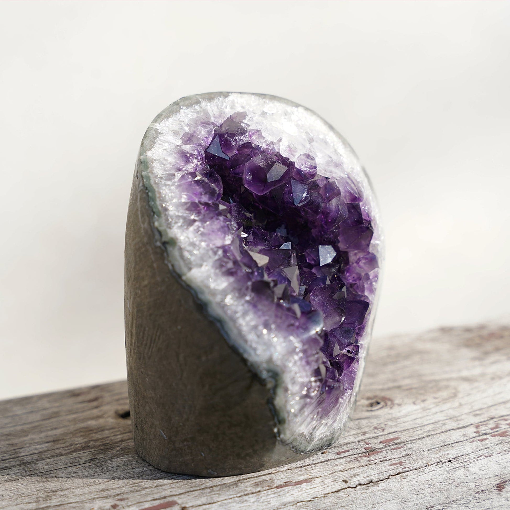 Crown Radial Amethyst Geode – Amethysts Crystals Rare Minerals