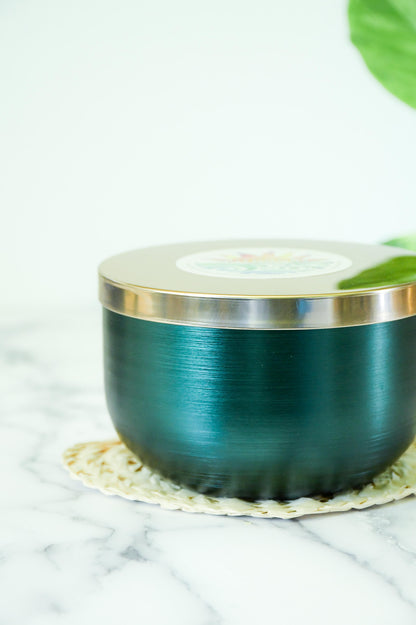 The Great Outdoors 17oz Candle – Emerald non toxic candle