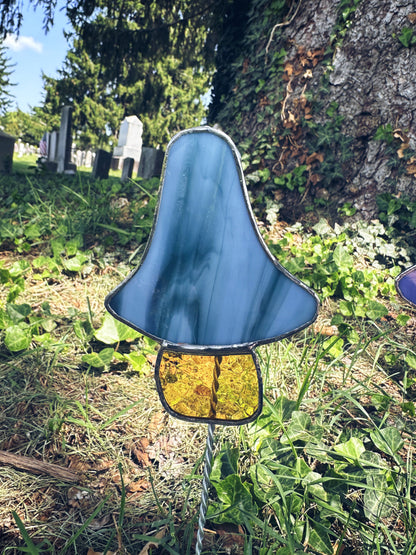 Mushroom Garden Stake – Whimsical Outdoor Décor for Yard & Planters