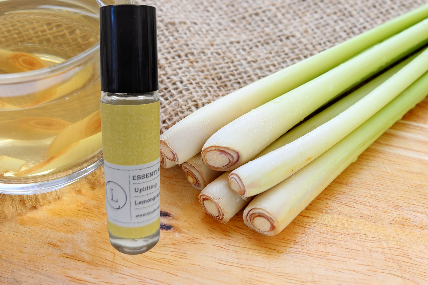 CBD Essential Oils Roll-On set with Crystals and CBD (THC free) – All Gifts