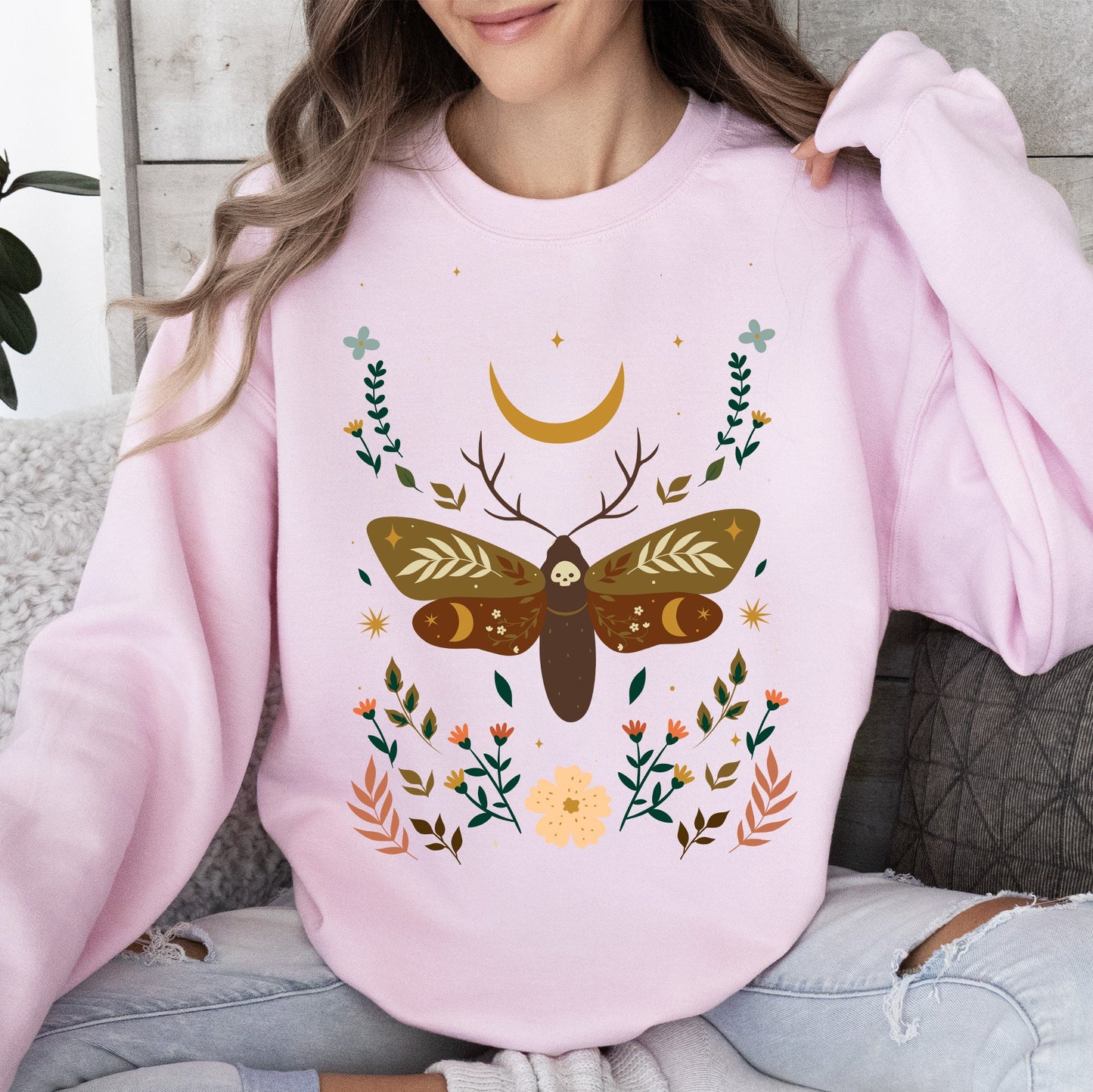 Enchanted Moth Garden - Sweatshirt – Light Pink Sweatshirt
