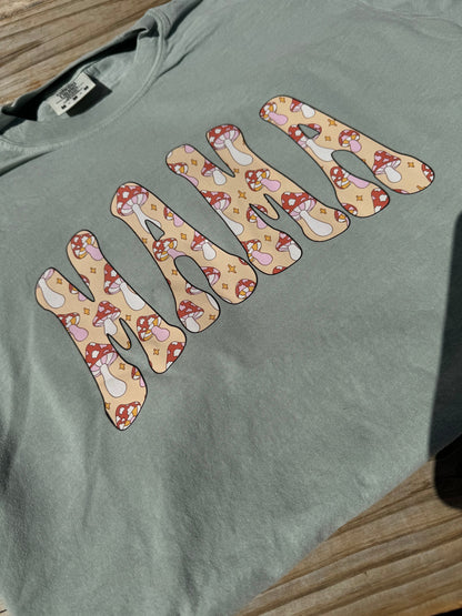 Mushroom Mama - comfort colors Tshirt –