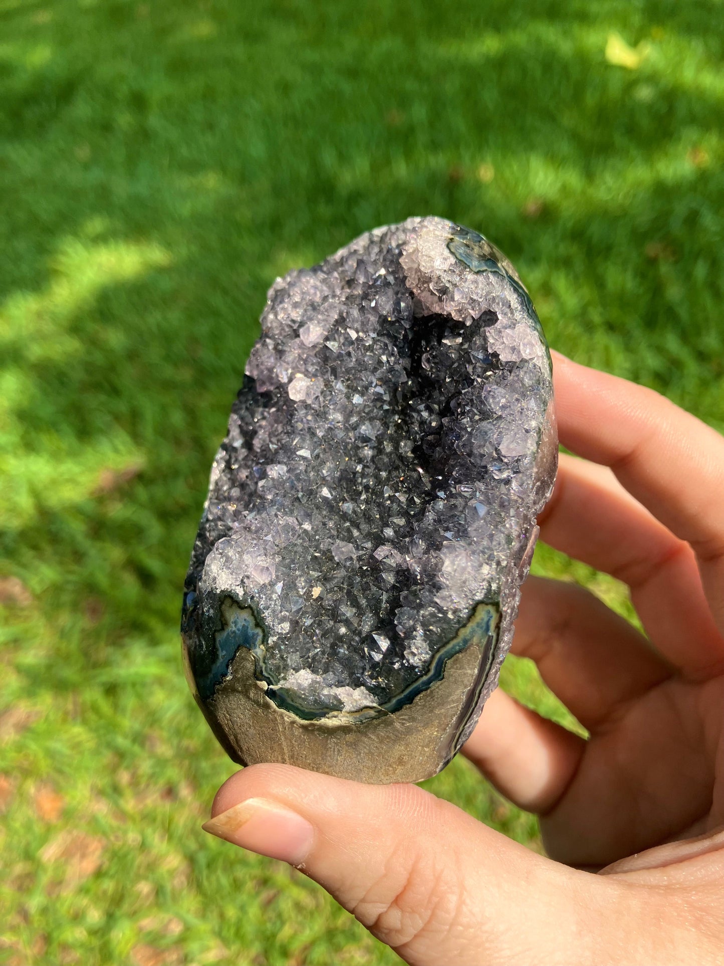 Black Amethyst Cut Base –
