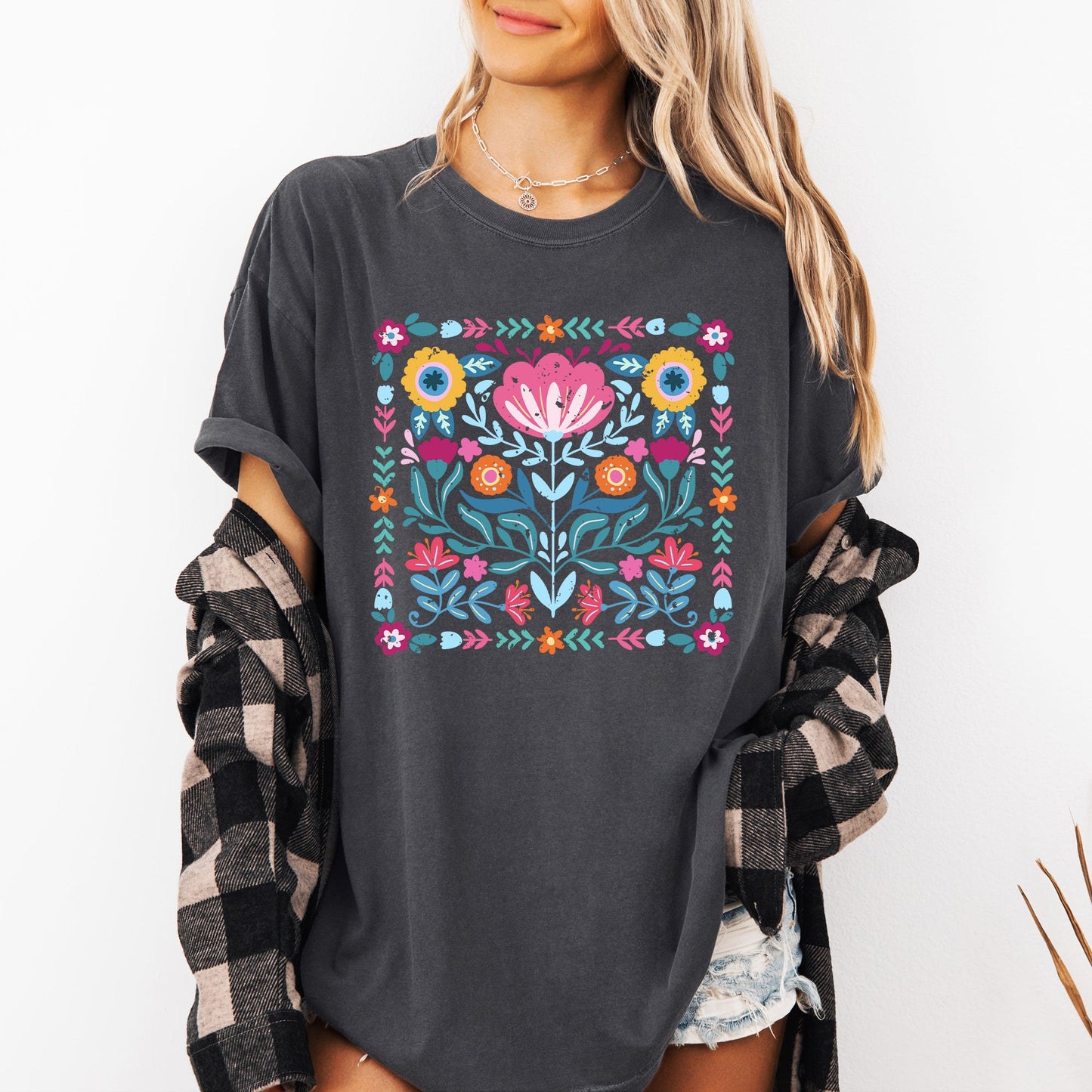 Folk Art Flowers - Comfort Colors T-Shirt – Pepper Dark Gray T-Shirt