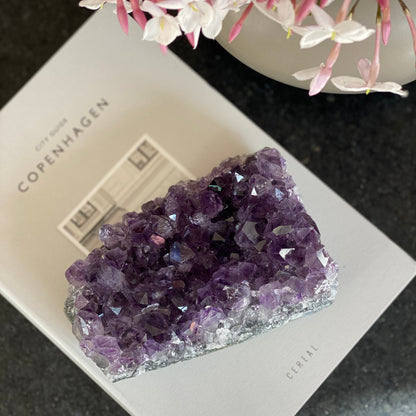 Amethyst & Agate Cluster – Crystal Home Decor & Coffee Table Decoration