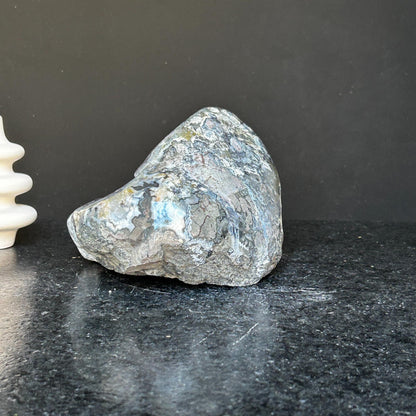 Semi precious stone, large amethyst geode