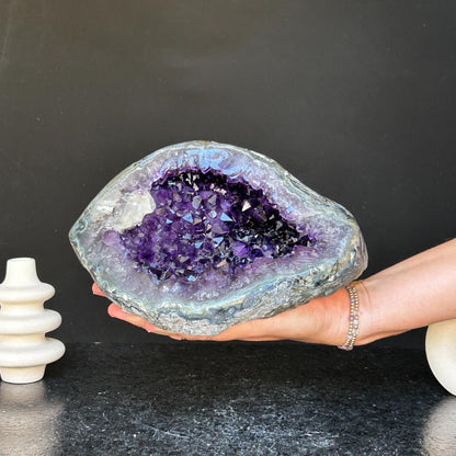 Semi precious stone, large amethyst geode