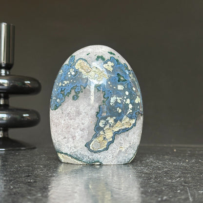 Superb Amethyst with Agate and Quartz formations, 5 in tall Extra Large Amethyst Cave