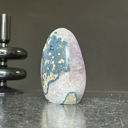 Superb Amethyst with Agate and Quartz formations, 5 in tall Extra Large Amethyst Cave