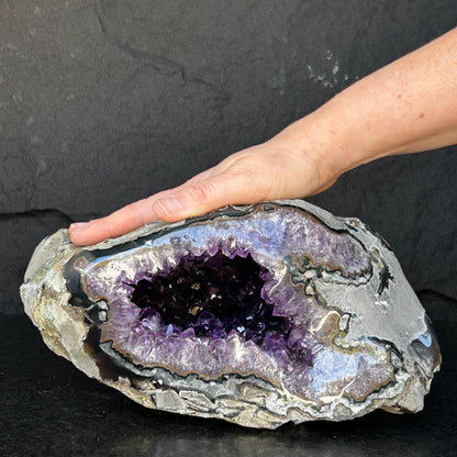Amethyst geode, Extra large geode cave