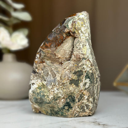 Amethyst stone, amethyst flame