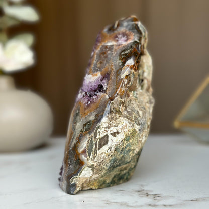 Amethyst stone, amethyst flame