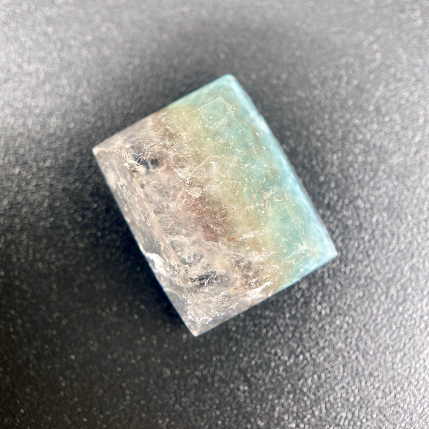 5.70 ct. Rare Gilalite in Quartz Cabochon (Medusa Quartz) – Quartz