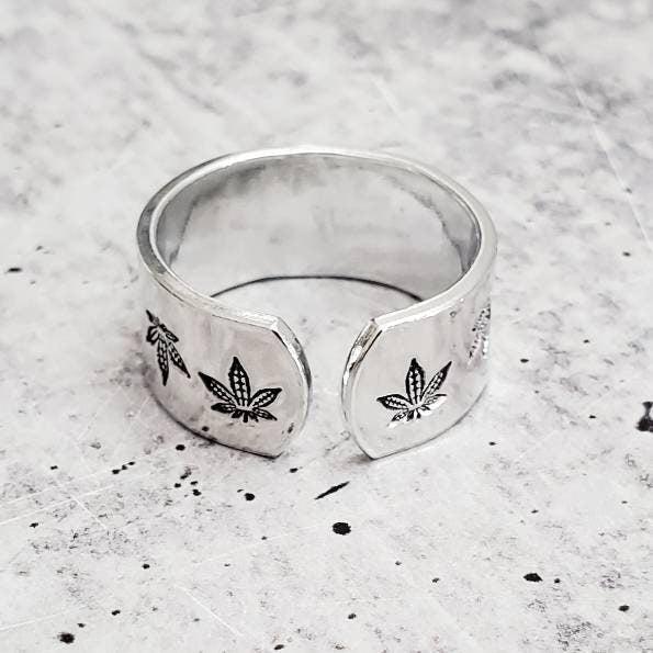 Hemp Leaf Silver Ring – Hand Stamped 420 Friendly Jewelry
