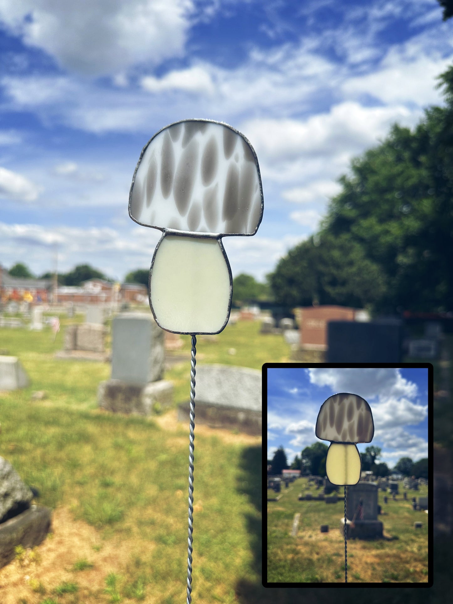 Mushroom Garden Stake – Whimsical Outdoor Décor for Yard & Planters