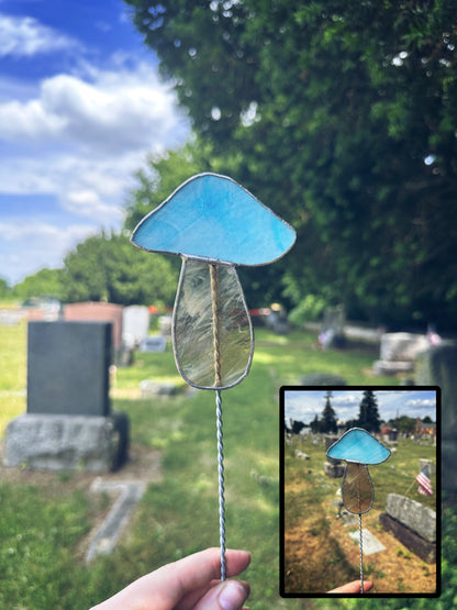 Mushroom Garden Stake – Whimsical Outdoor Décor for Yard & Planters