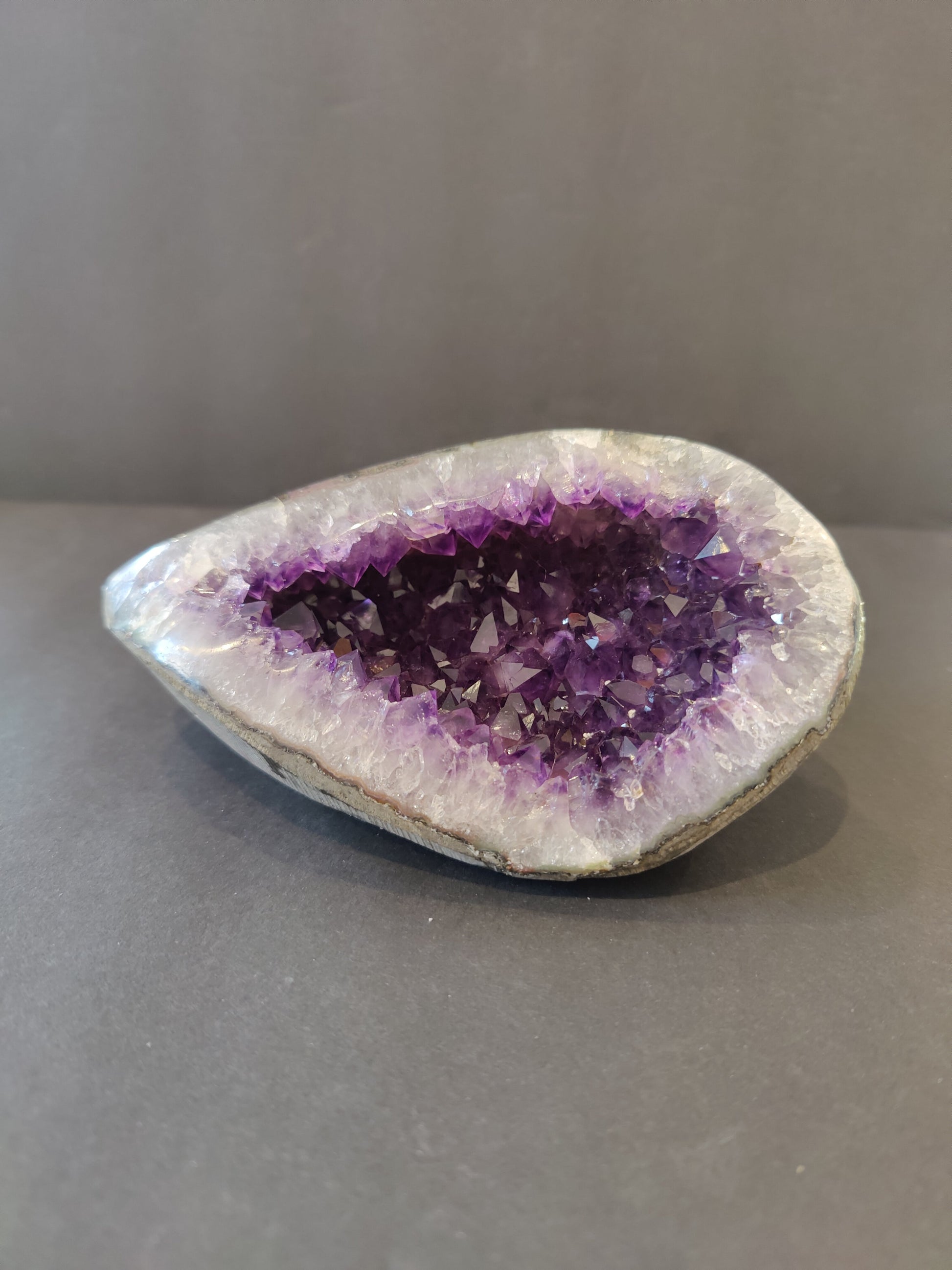 Amethyst Geode Sculpture – Lapidary