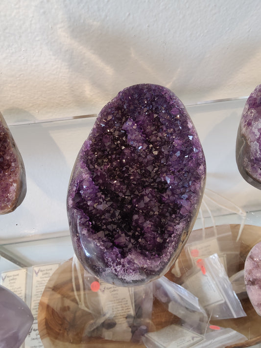 Amethyst Geode Sculpture – Lapidary