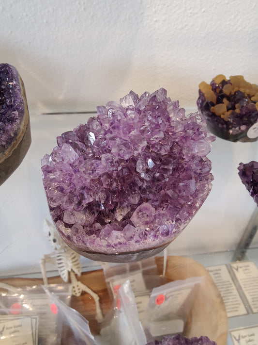 Amethyst "Flower" Formation Geode Sculpture – Lapidary
