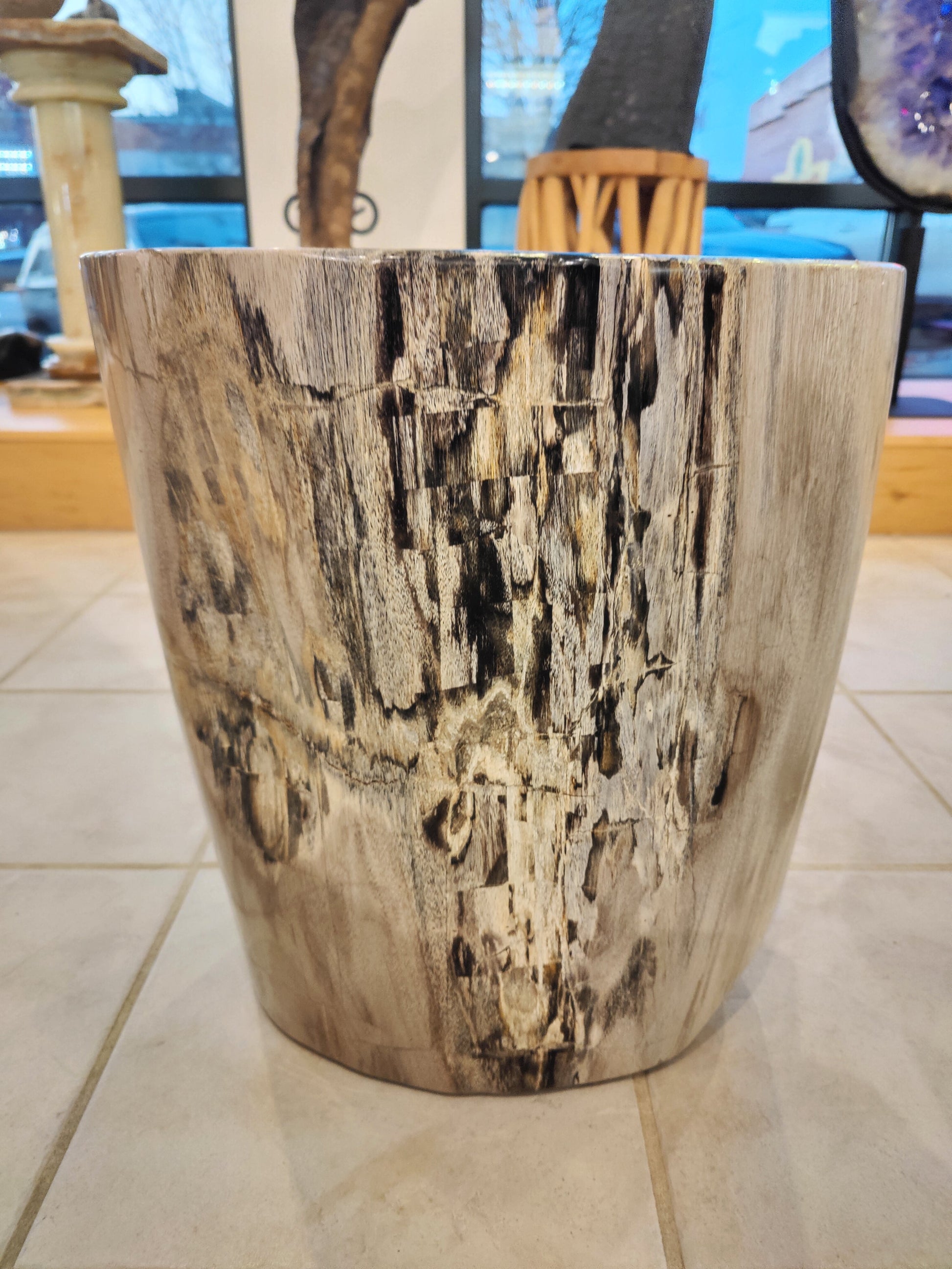 Petrified Wood Pedestal – Lapidary