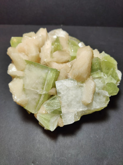Green Apophyllite Cubes with Peach Stilbite Specimen 931g – Minerals
