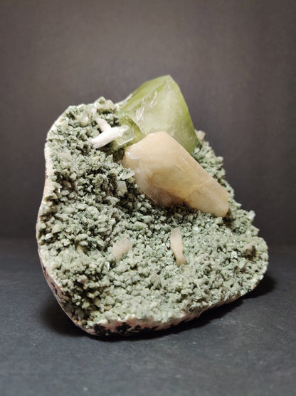Green Apophyllite Crystal - Stilbite Heulandite India – Minerals
