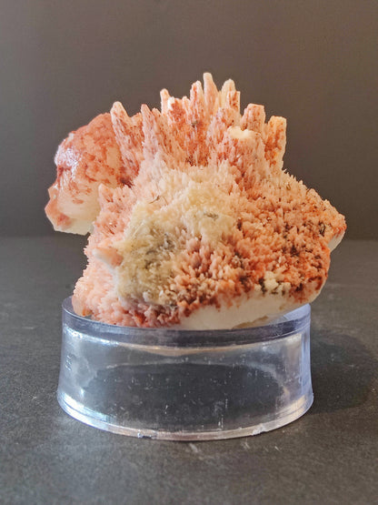Red Mordenite with Stilbite Specimen 112g – Minerals