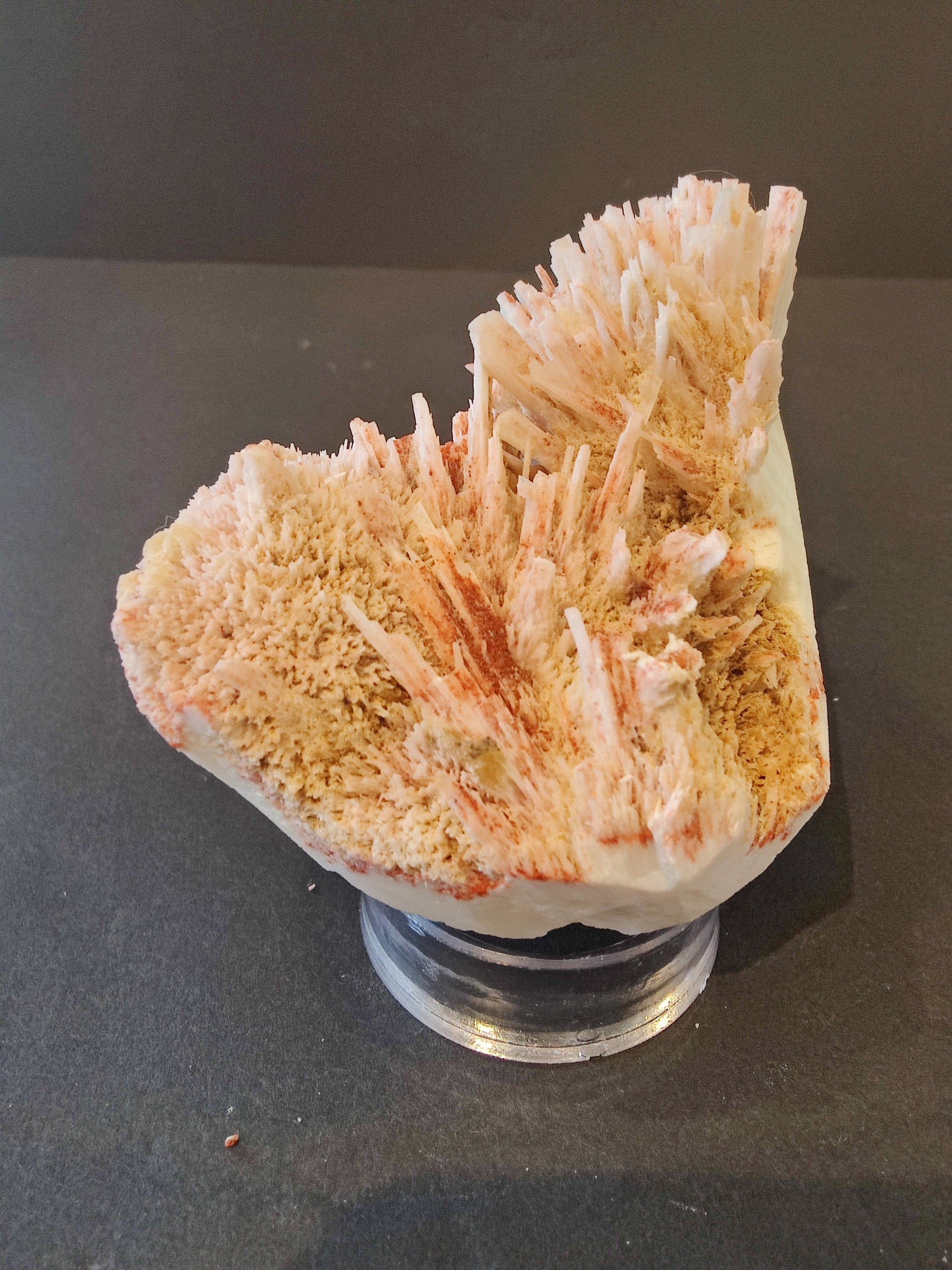 Red Mordenite Specimen 298g – Minerals