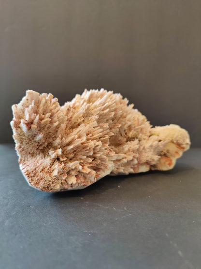 Red Mordenite with Stilbite Specimen 945g – Minerals