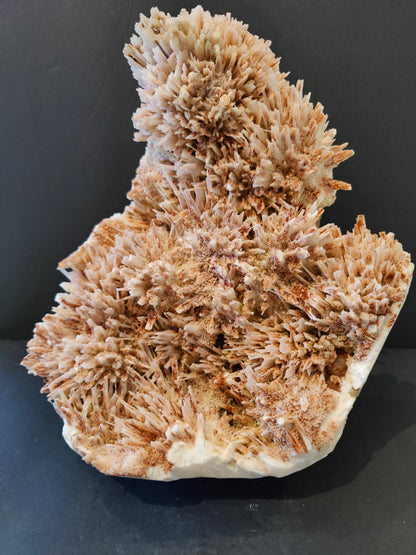 Red Mordenite with Stilbite Specimen 3,620g – Minerals