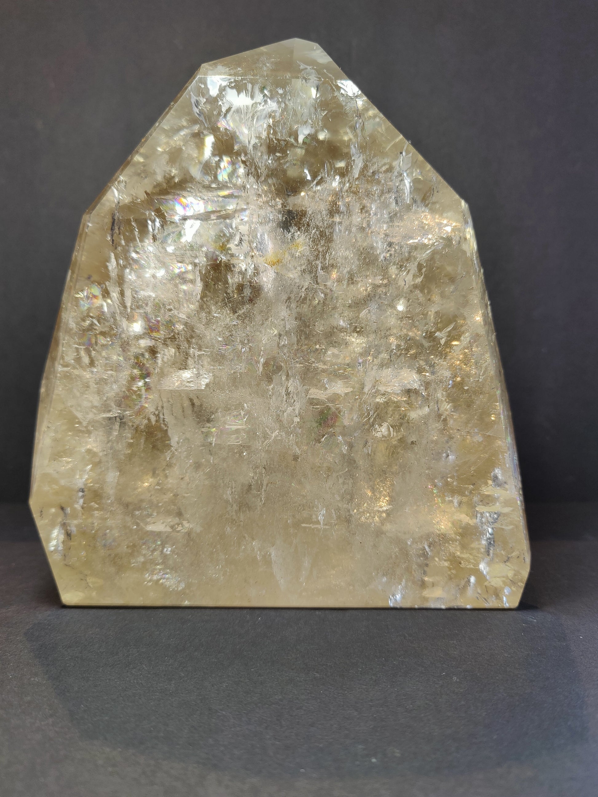 Natural Citrine Polished Point 4.1kg – Lapidary