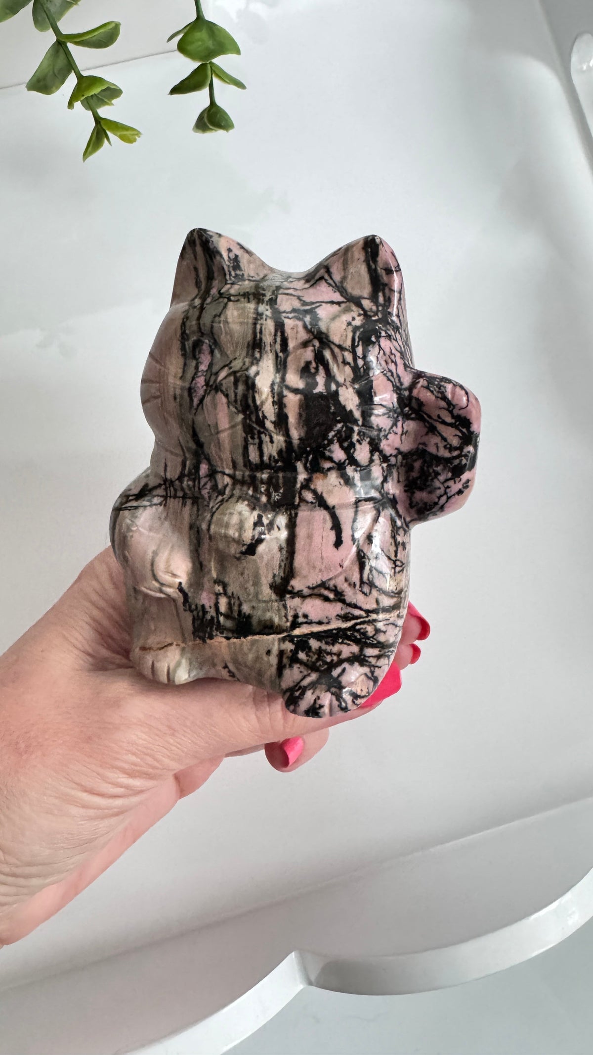 XL Rhodonite Lucky Cat Crystal Carving – 4" Maneki Neko
