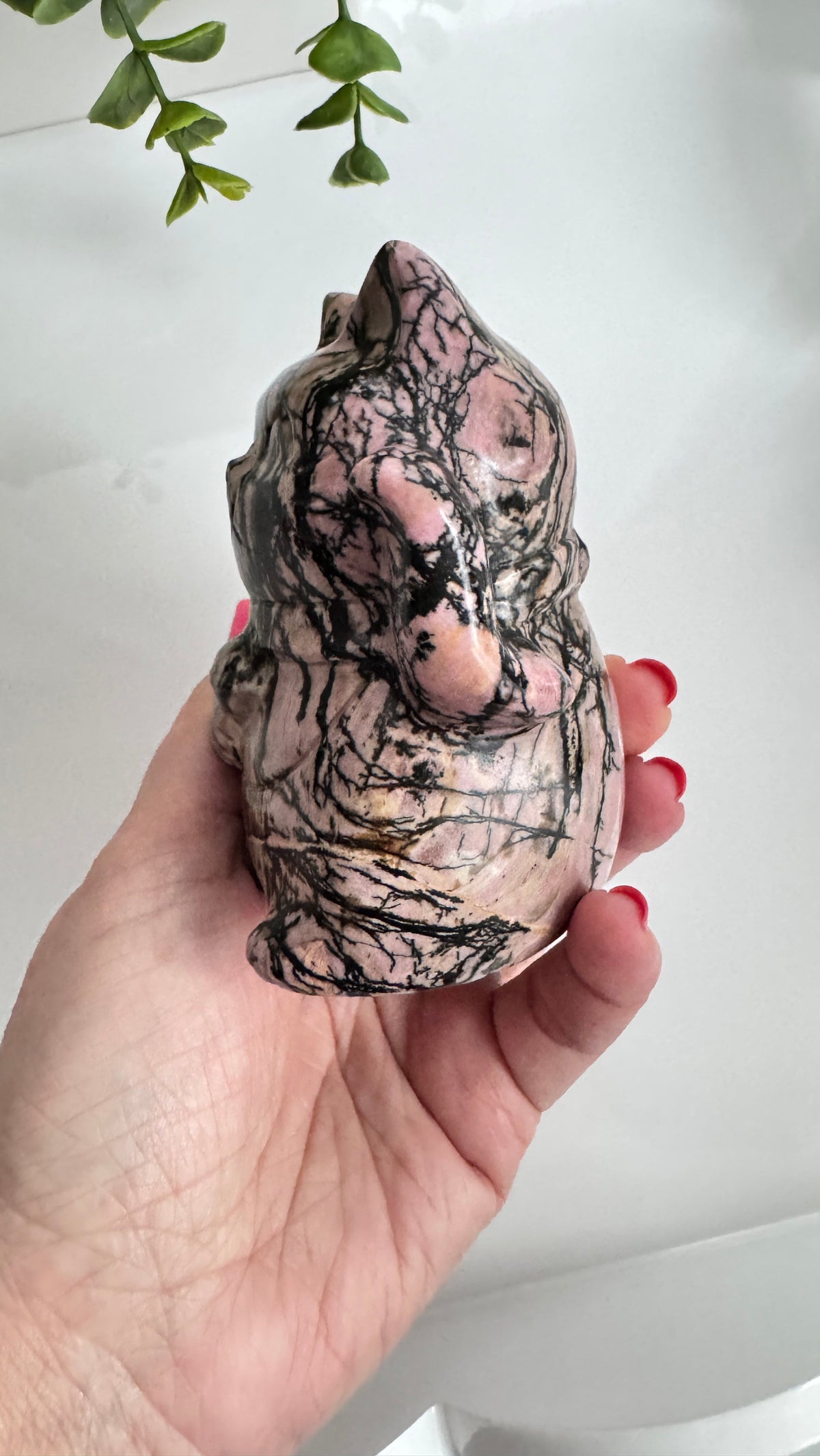 XL Rhodonite Lucky Cat Crystal Carving – 4" Maneki Neko