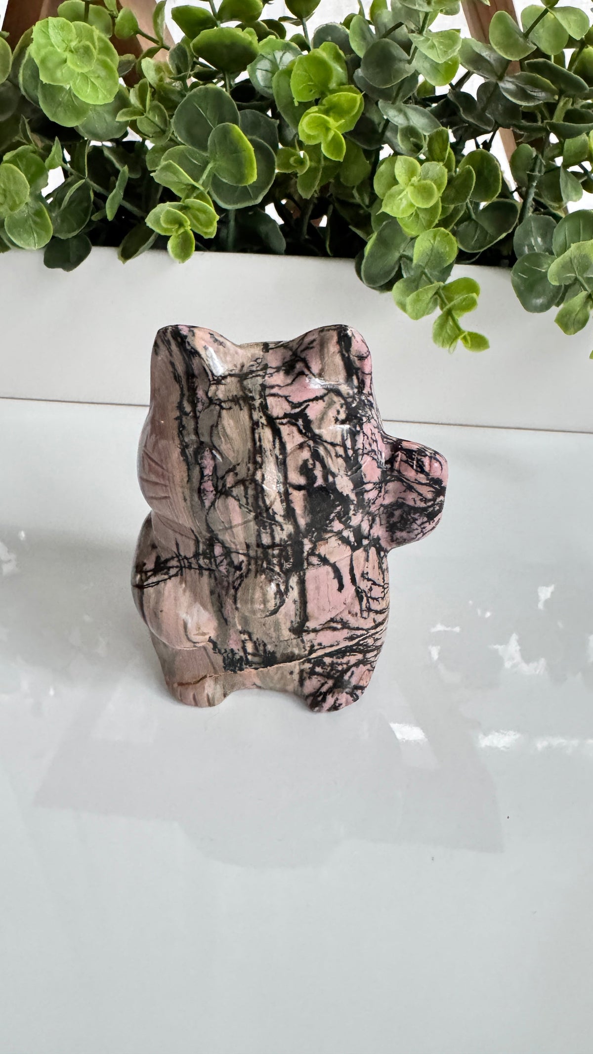 XL Rhodonite Lucky Cat Crystal Carving – 4" Maneki Neko