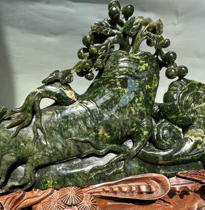 Unique Canadian Cassiar Sculpture