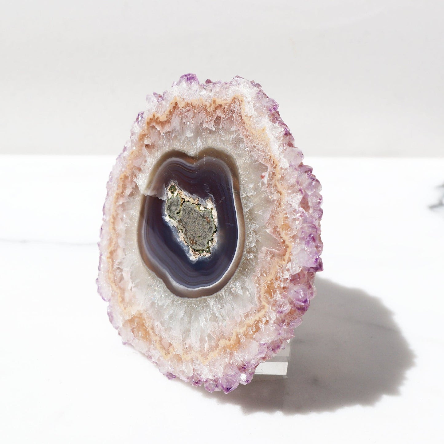 Graceful and Tender Colors, Eye-Resembling