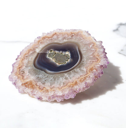 Graceful and Tender Colors, Eye-Resembling