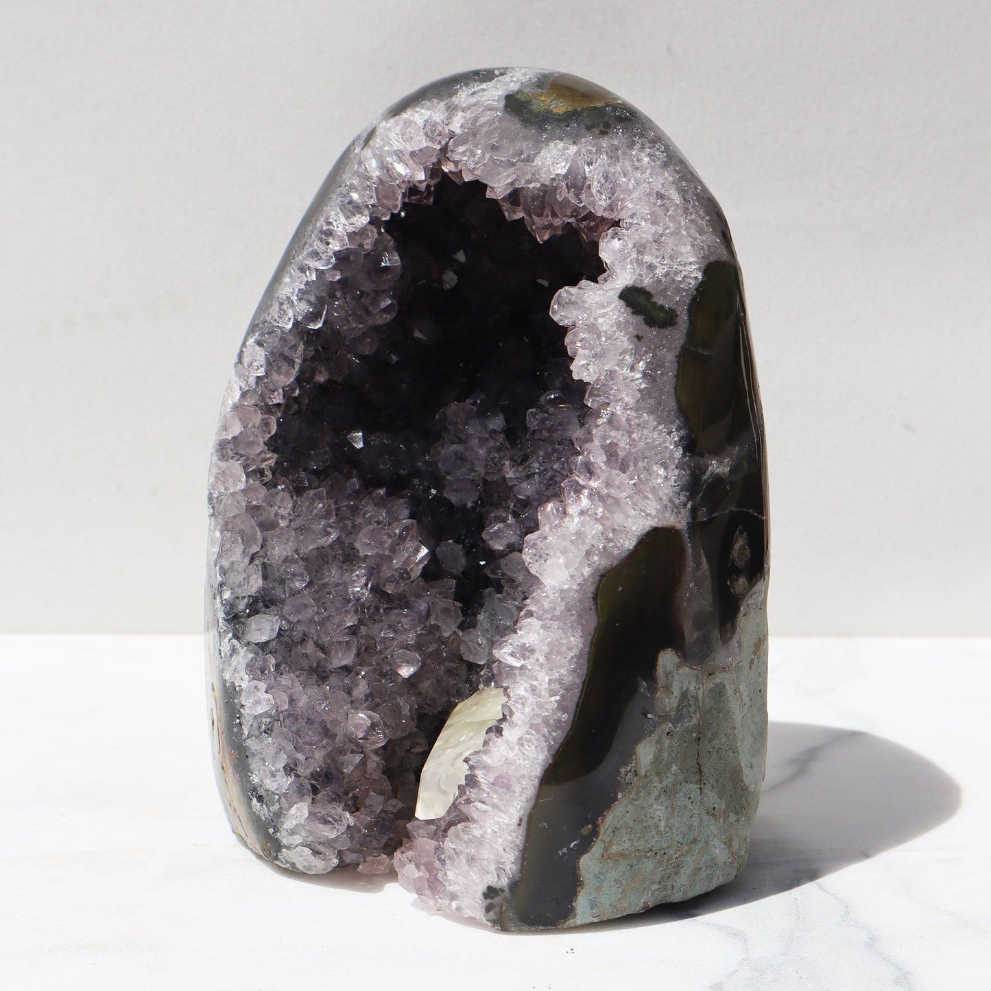 Rare Agate Colors and Mauve Quartz – Amethysts Crystals Rare