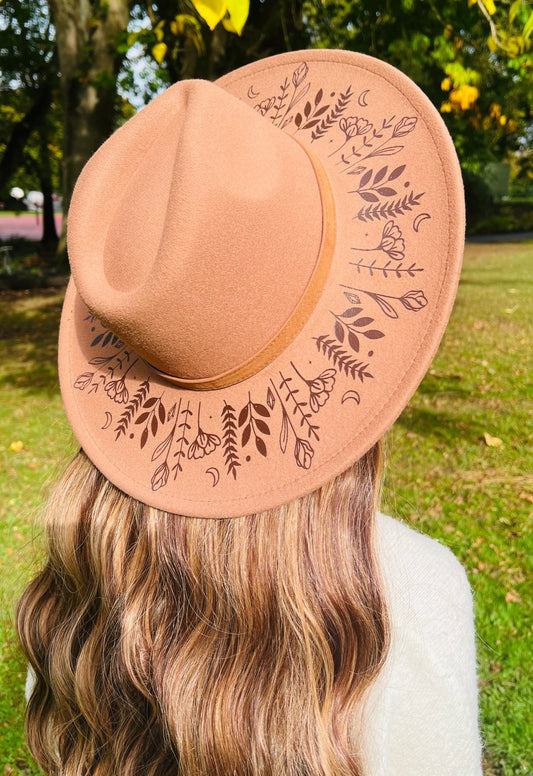 Fox & Fable - Vegan Felt Wide Brim Hat - XL Brim - Caramel - Botanicals