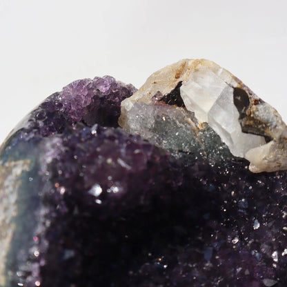 Zen Meditation Amethyst Geode – Amethysts Crystals Calcite