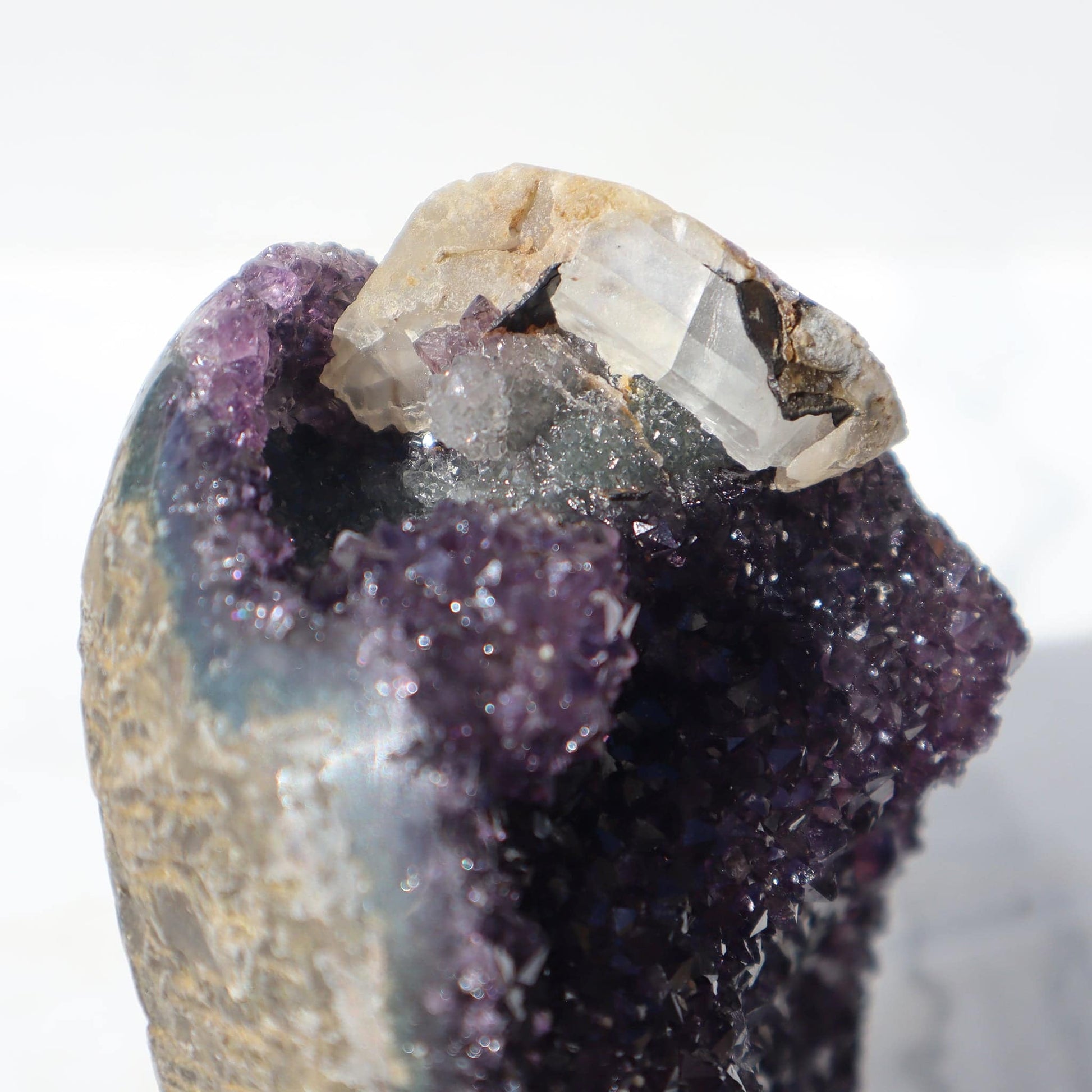 Zen Meditation Amethyst Geode – Amethysts Crystals Calcite