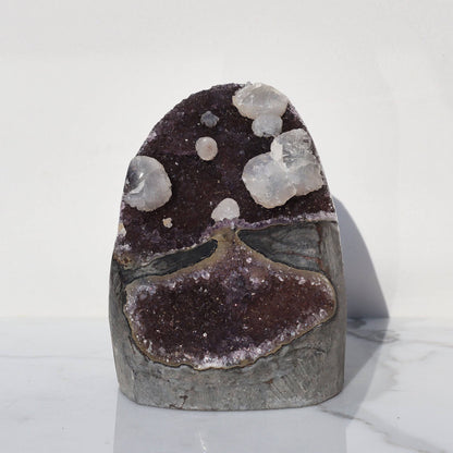 Decorative Array of Calcite Formations – Amethysts Crystals Calcite Rare