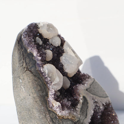 Decorative Array of Calcite Formations – Amethysts Crystals Calcite Rare