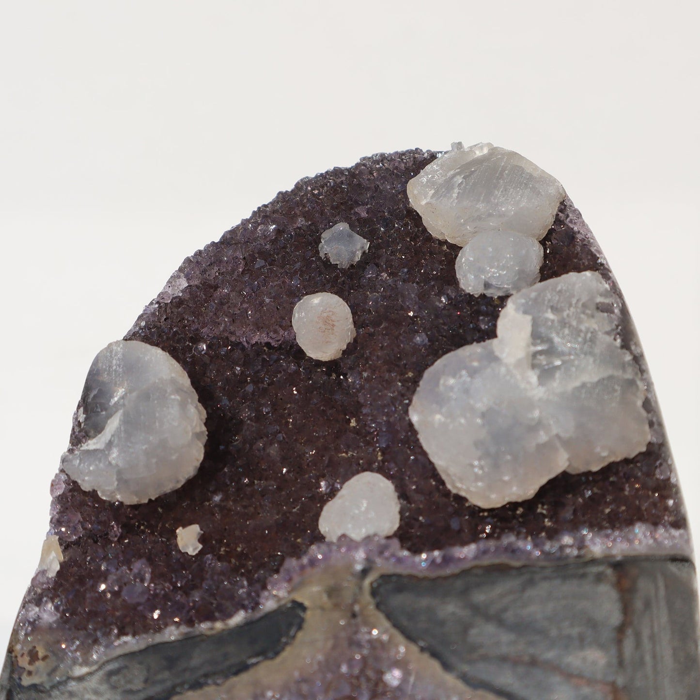 Decorative Array of Calcite Formations – Amethysts Crystals Calcite Rare