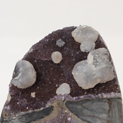 Decorative Array of Calcite Formations – Amethysts Crystals Calcite Rare