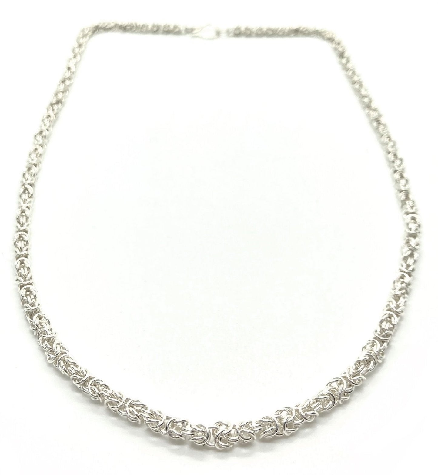 Delicate Byzantine Chainmaille Necklace in Silver –