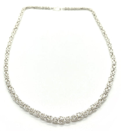 Delicate Byzantine Chainmaille Necklace in Silver –