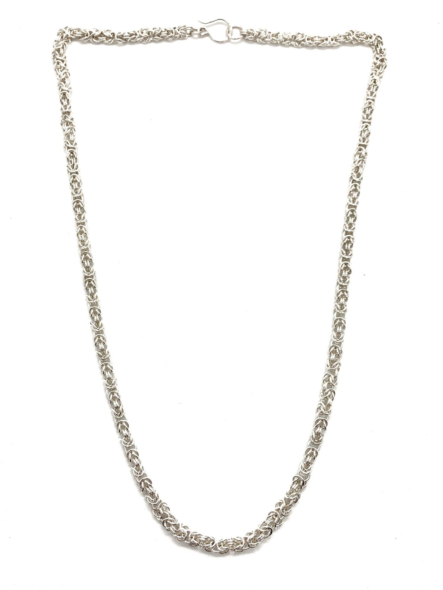Delicate Byzantine Chainmaille Necklace in Silver –